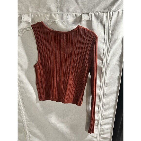 Open Edit Cut Out One Shoulder Orange Cropped LS Top Size M Split Hem Sweater - Picture 8 of 8
